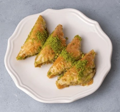 Özel Ambalajlı 1000 Gr Şöbiyet Tatlısı pasta